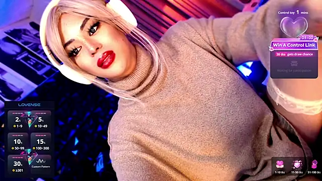 Thalia Cambridge online show from April 6, 9:37 pm