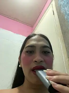 SandyMontero online show from July 20, 10:39 am