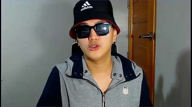 WONDERWOMAN2023 online show from February 12, 8:29 pm