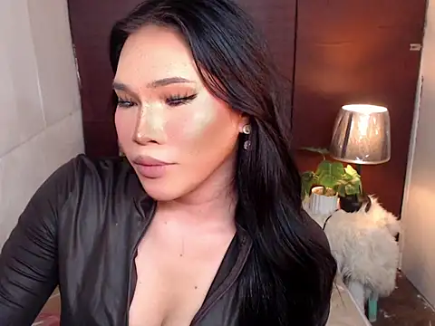 Ur Fantastic Lina online show from April 11, 11:36 am