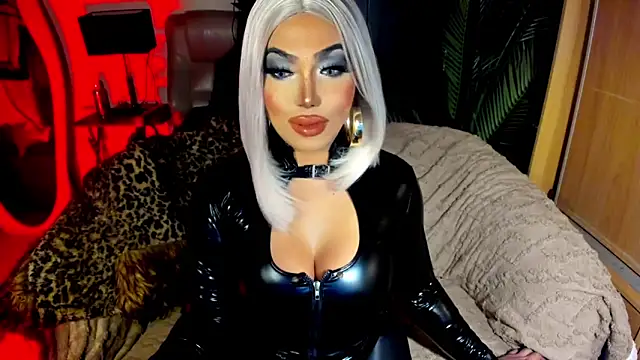 BigDominaMia online show from July 26, 11:39 am