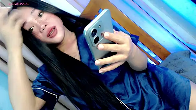 amomentoflust69 online show from July 24, 11:42 am