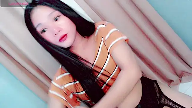 amomentoflust69 online show from July 26, 12:45 pm