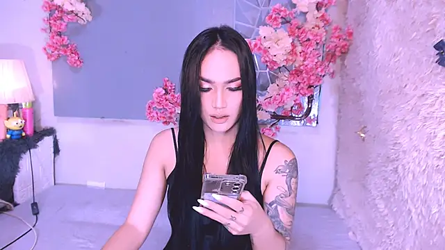 Oriental Tiara online show from February 7, 4:24 pm