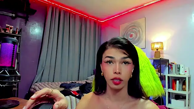 Amethyst ts online show from October 25, 3:51 pm