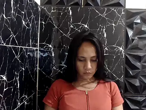 Snapshot of MissKeanna chatting on January 5, 8:00 am MissKeanna online show from January 5, 8:00 am