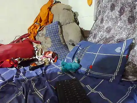 Alora-shine online show from March 28, 6:43 pm