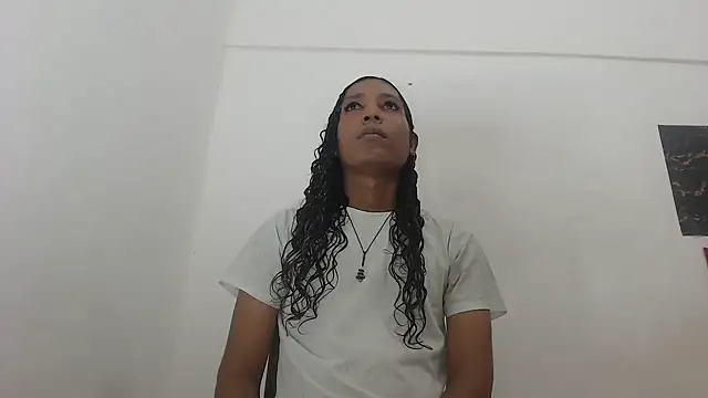shairaStarr online show from December 4, 1:08 am