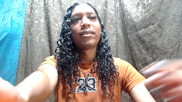 shairaStarr online show from October 17, 1:25 pm