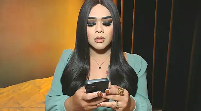 Snapshot of VictoriaEliz chatting on December 26, 8:39 am VictoriaEliz online show from December 26, 8:39 am