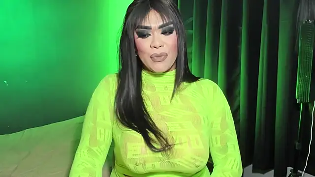 Snapshot of VictoriaEliz chatting on September 13, 4:57 pm VictoriaEliz online show from September 13, 4:57 pm