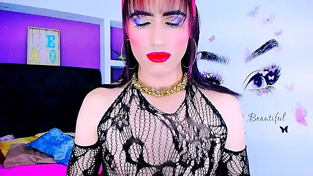 priscilahotker online show from September 12, 6:00 am