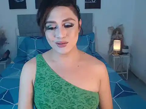 Asiannightingale online show from November 11, 6:37 am