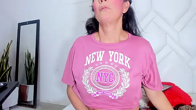 Cleopatra Trans online show from April 16, 8:09 pm