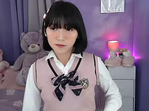 urlovelyfreya online show from October 31, 1:04 am