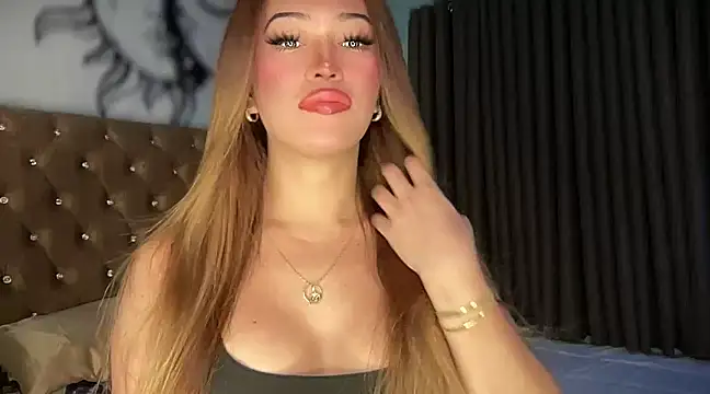 Jasmine Elcock online show from December 28, 12:24 pm