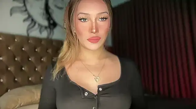 Jasmine Elcock online show from January 15, 5:05 pm