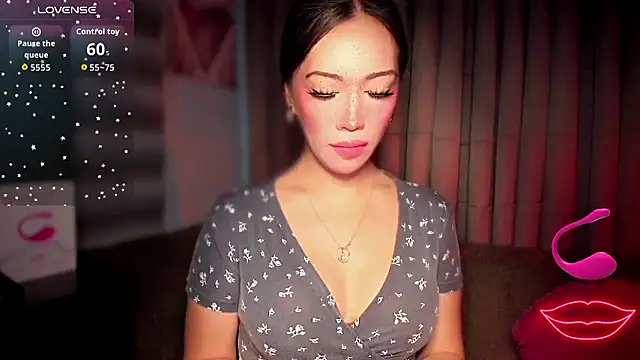 Jasmine Elcock online show from January 11, 6:14 pm