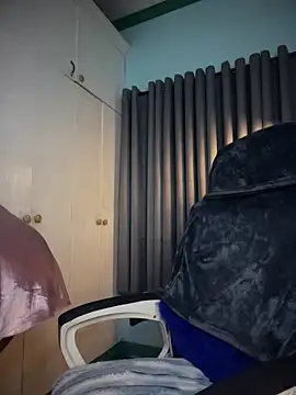 Jasmine Elcock online show from June 15, 7:27 pm