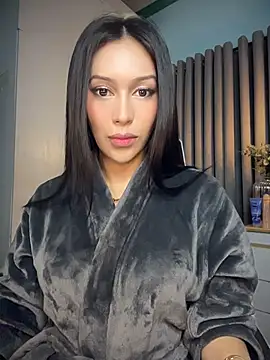 Jasmine Elcock online show from July 2, 9:31 pm