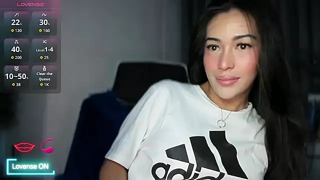 Jasmine Elcock online show from August 3, 6:36 pm