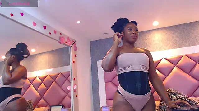 DanielaDuff online show from July 27, 7:42 pm