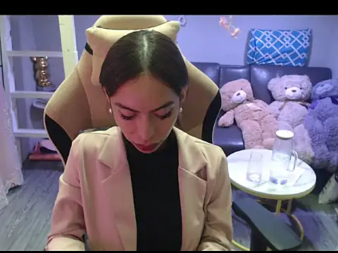 sexybigcockandtits online show from June 5, 12:00 pm