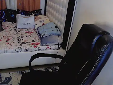 Goddess Sarah online show from August 4, 5:52 pm