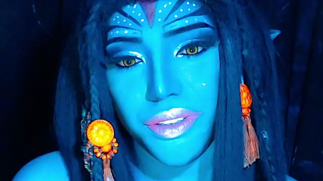 xPATRICIA ARDEN AVATAR online show from June 4, 7:44 am
