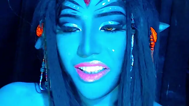 xPATRICIA ARDEN AVATAR online show from June 6, 7:15 am