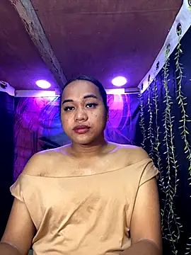 bettina love online show from December 3, 3:33 am