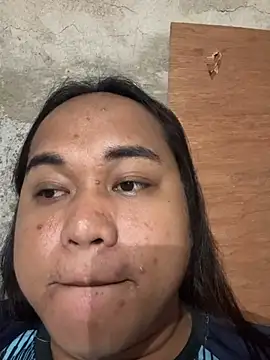bettina love online show from August 3, 1:39 pm