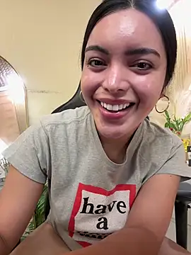 HotstuffCherrySummer online show from February 1, 7:18 am