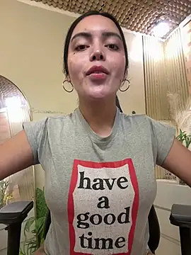 HotstuffCherrySummer online show from March 5, 8:52 am