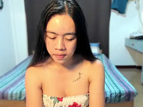 Emma Jones88 online show from November 22, 11:45 am