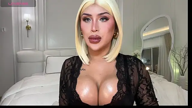 Your Majesty Tyra online show from June 20, 4:48 am
