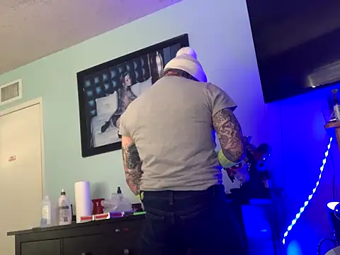 Kik SickSlut88 online show from October 11, 3:03 pm