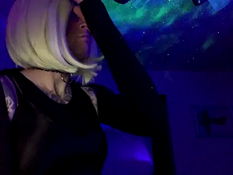 Kik SickSlut88 online show from October 31, 12:48 pm