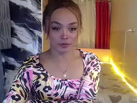 Snapshot of kylie_huntress chatting on December 15, 4:18 am kylie huntress online show from December 15, 4:18 am