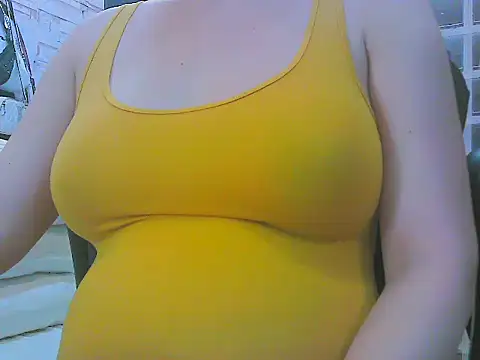 keepmepregnantT online show from June 15, 10:28 am