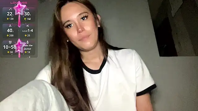 MeganTheRarest online show from June 18, 3:28 pm