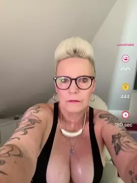 German Milf online show from June 7, 1:08 pm
