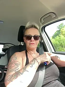 German Milf online show from August 2, 9:42 am