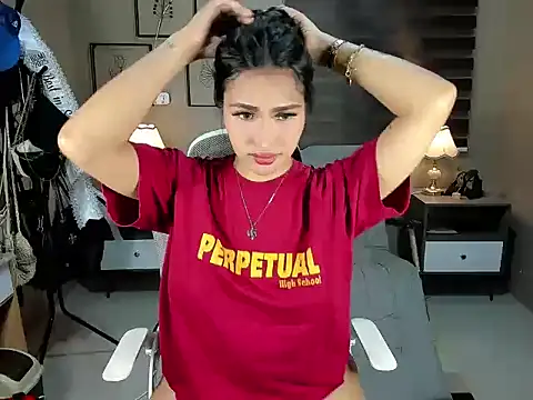 EternityBanks online show from November 22, 7:05 pm