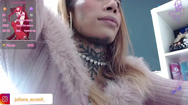 caroline cossei online show from July 1, 3:18 am
