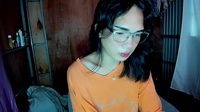 mav1s  online show from December 15, 12:50 am