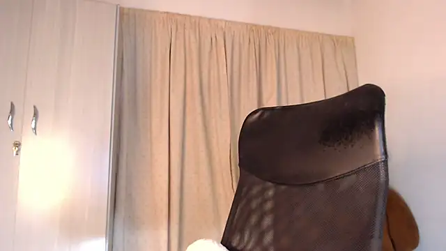 XXVIOLETTAXX online show from July 22, 10:41 am