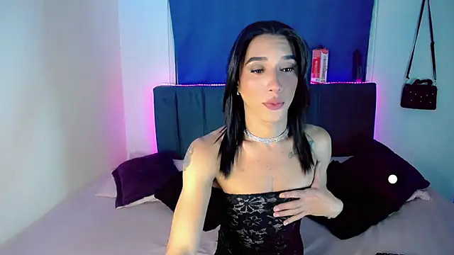 anna dolls  online show from January 8, 5:00 am