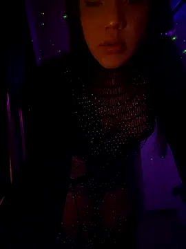 sophiahot thick online show from November 26, 2:03 am