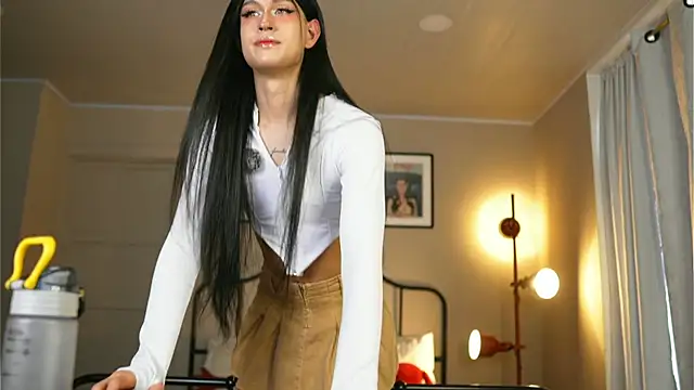 Snapshot of julesbennet chatting on March 14, 9:48 pm julesbennet online show from March 14, 9:48 pm